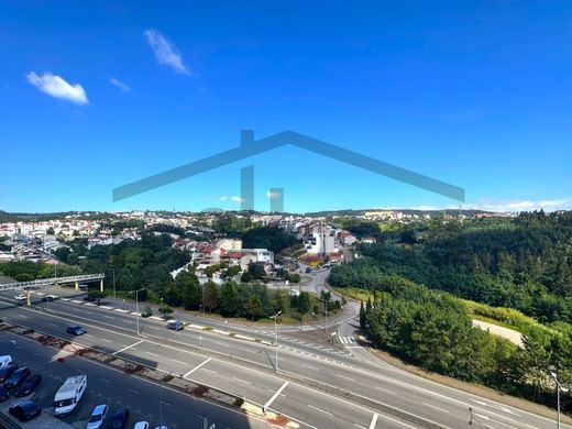 Apartment / Etagenwohnung in Coimbra, Distrito de Coimbra