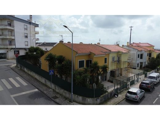 Luxus-Haus in Sobral de Monte Agraço, Lissabon