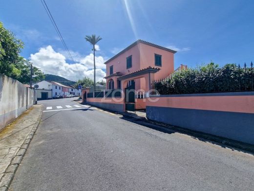 Casa de luxo - Ribeira Grande, Açores
