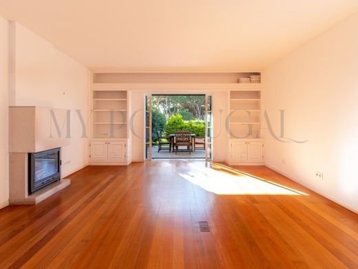 Semidetached House in Cascais, Lisbon