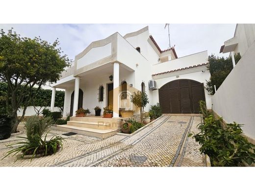 Yarɪ müstakil ev Vila Real de Santo António, Distrito de Faro