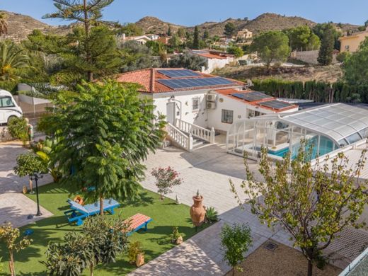 Villa in Busot, Alicante
