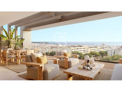 Apartment / Etagenwohnung in Estepona, Málaga