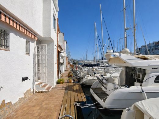 Luxury home in Empuriabrava, Province of Girona