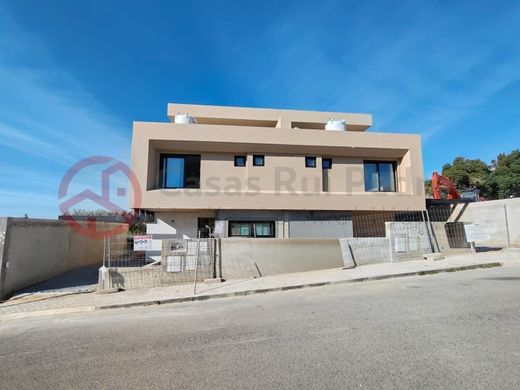 Luxury home in Almada, Distrito de Setúbal