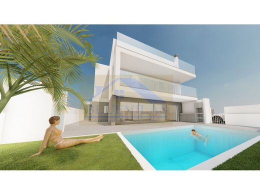 Casa Unifamiliare a Vila Real de Santo António, Distrito de Faro