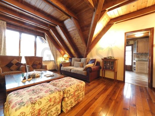 Naut Aran, ジェイダ（レリダ）のデュプレックス