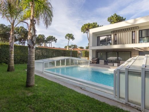 Luxus-Haus in Charneca de Caparica, Almada