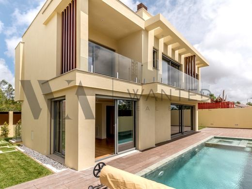 Luxury home in Cascais, Lisbon