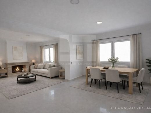 Casa de lujo en Seixal, Setúbal