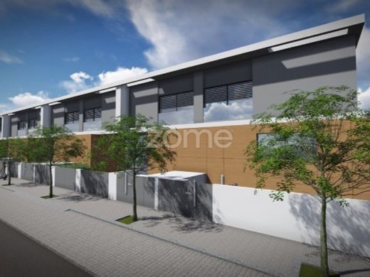 Luxury home in Maia, Distrito do Porto