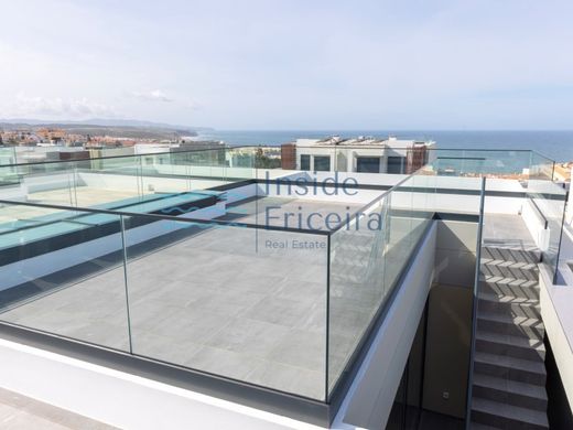 Twee-onder-een-kapwoning in Mafra, Distrito de Lisboa