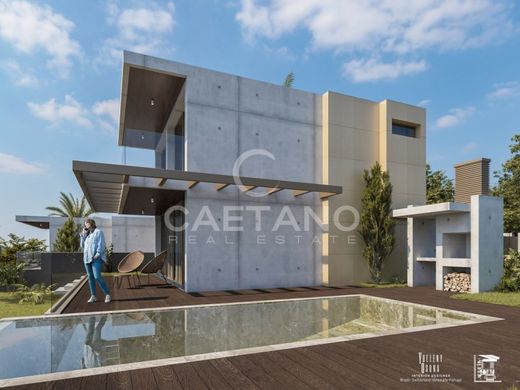 Semidetached House in Calheta, Madeira