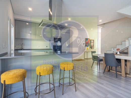 Maison individuelle à Almada, Distrito de Setúbal