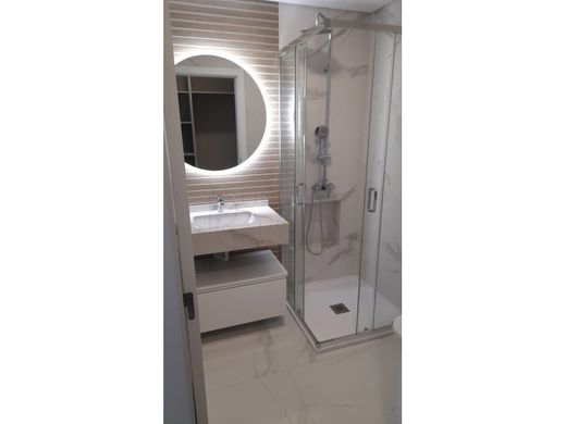 Apartment in Charneca de Caparica, Almada