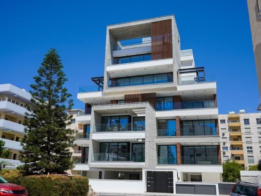 Apartment in Neapoli, Lemesós