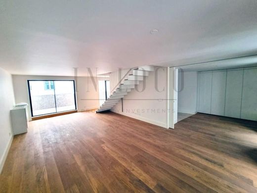 Luxury home in Santo António, Lisbon