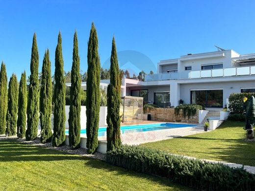 Casa en Caldas da Rainha, Leiria