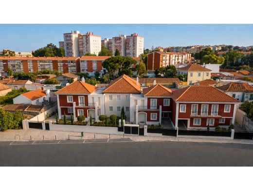 Semidetached House in Cascais, Lisbon