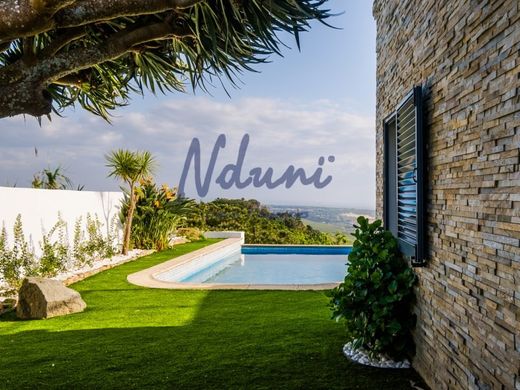 Detached House in Cascais, Lisbon