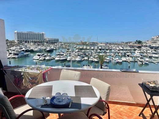 ローレ, Louléのアパートメント