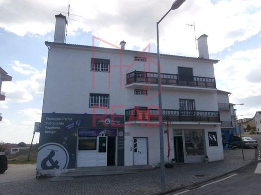 Aguiar da Beira, Distrito da Guardaのアパートメント・コンプレックス