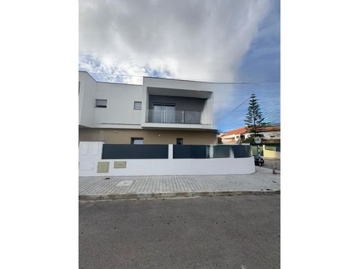 Seixal, Distrito de Setúbalのマルチファミリーヴィラ