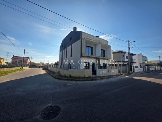 Villa multifamiliale à Seixal, Distrito de Setúbal