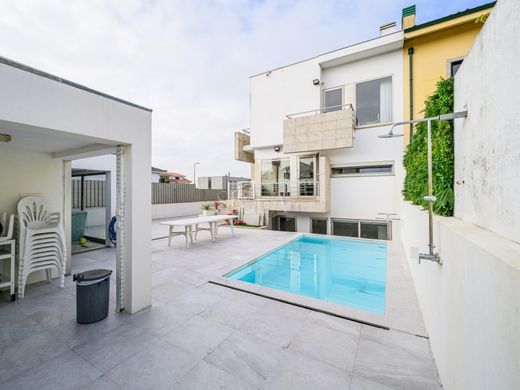 Luxury home in Vila Nova de Gaia, Distrito do Porto