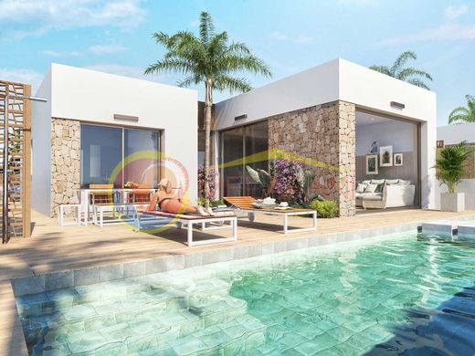 منزل ﻓﻲ Los Alcázares, Murcia