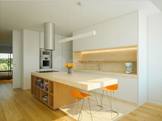 Luxury home in Alcântara, Almada