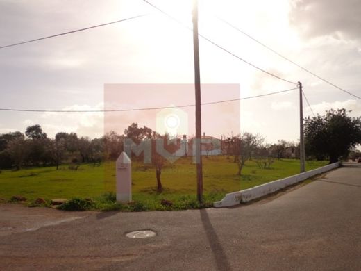 ローレ, Louléの土地