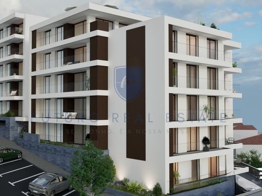 Appartamento a Câmara de Lobos, Madeira