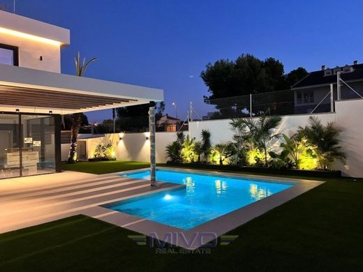 Luxus-Haus in Orihuela, Alicante