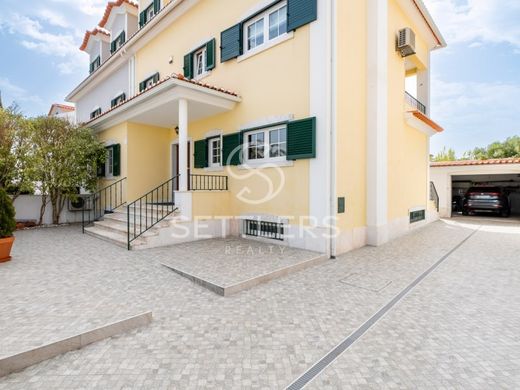 Semidetached House in Cascais, Lisbon