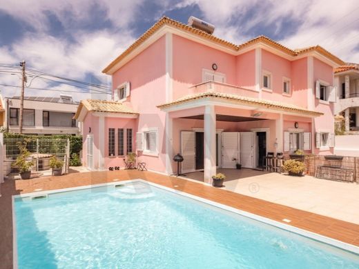 Luxury home in Oeiras, Lisbon