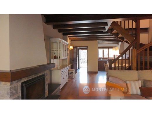 Villa Plurifamiliare a Naut Aran, Província de Lleida