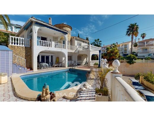 Villa in Caleta de Vélez, Malaga