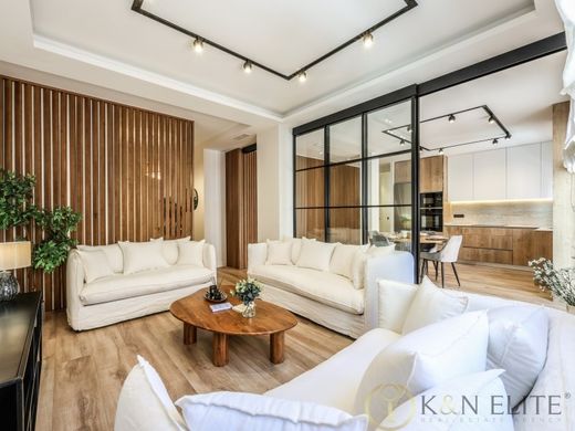 Apartment / Etagenwohnung in Madrid, Provinz Madrid