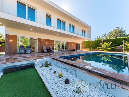 Villa in Petrel, Alicante