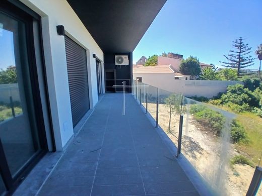 Apartament w Charneca de Caparica, Almada
