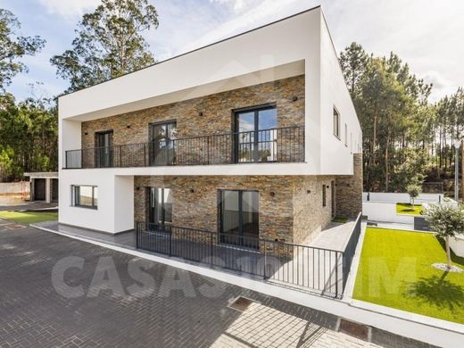 Semidetached House in Leiria, Distrito de Leiria