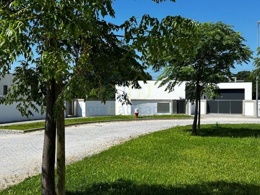 بيت مستقل ﻓﻲ Amares, Distrito de Braga