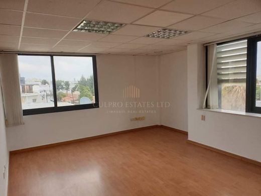 Residential complexes in Agios Nikolaos, Lemesós