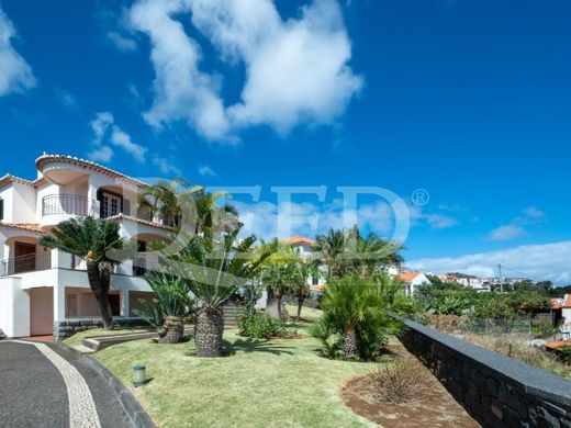 Detached House in Machico, Madeira