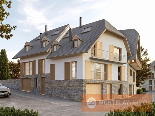 Villa Plurifamiliare a Vielha e Mijaran, Província de Lleida