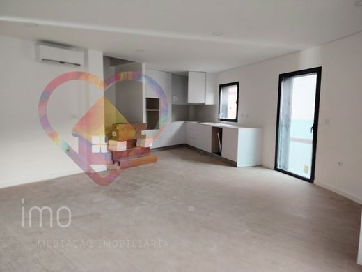 Apartment / Etagenwohnung in Aveiro, Distrito de Aveiro