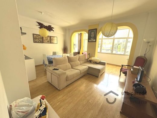 Apartment in Oeiras, Lisbon