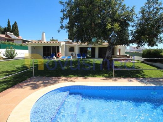 Casa Unifamiliare a Albufeira, Distrito de Faro
