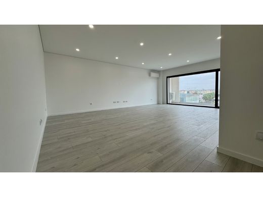 Apartment / Etagenwohnung in Montijo, Distrito de Setúbal